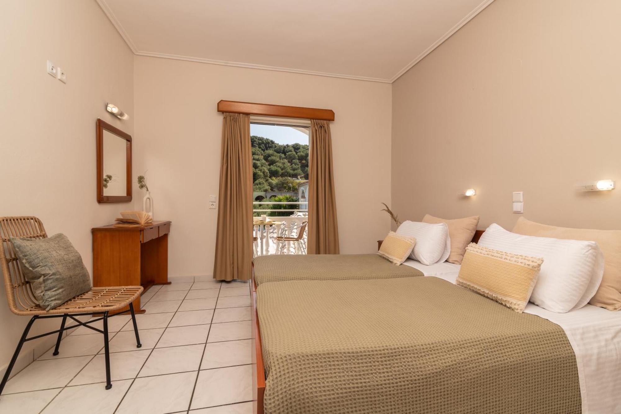 Daisy Hotel Plános Eksteriør billede